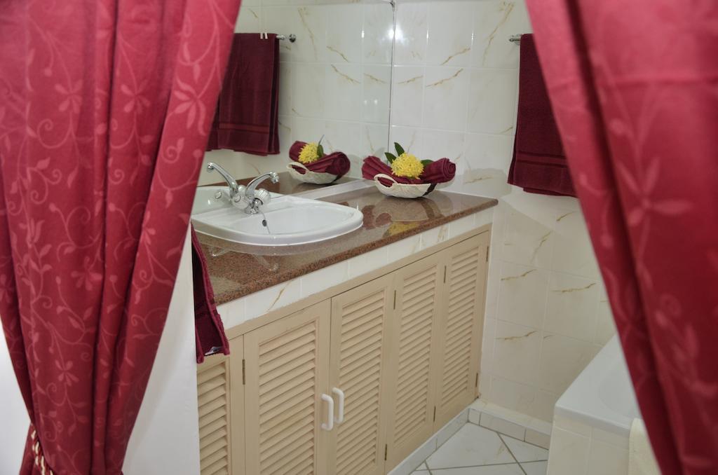 ไอโซรา วิลลา Apartment อองซ์รอแยล ห้อง รูปภาพ